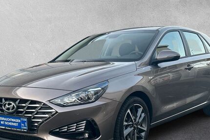 Hyundai i30 44.400 km 18.940 € Rüsselsheim 65428