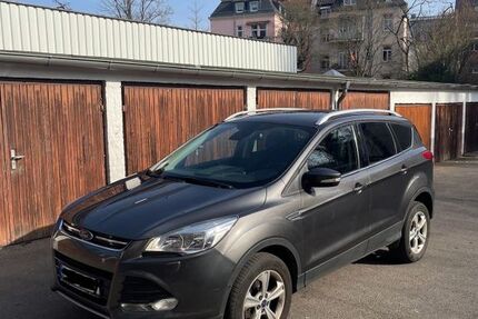 Ford Kuga 113.100 km 12.000 &euro; Frankfurt am Main 60596