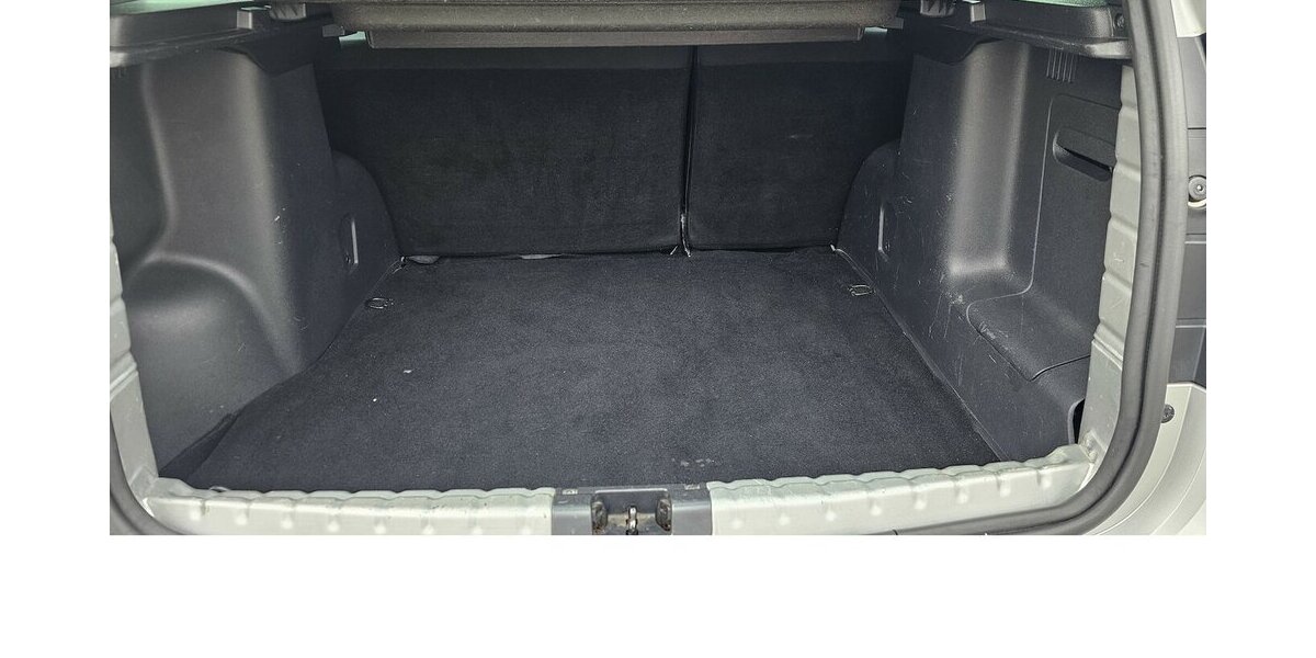 Dacia Duster Prestige Diesel Klima+AHK+ Insp+TÜV + NEU 212.900 km 6.495 &euro; Schwalbach/Taunus 65824