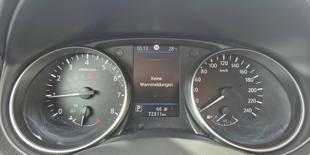 Nissan Qashqai Akari, Kamera, Android Auto, Panoramadach, 72.315 km 18.390 &euro; Rodgau 63110
