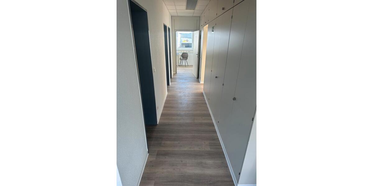 Gewerbeobjekt Frankfurt am Main Bergen-Enkheim - 350&euro; | Angebot:23852445