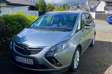 Opel Zafira Tourer 141.500 km 8.900 &euro; Usingen 61250