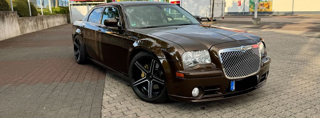 Chrysler 300C 257.410 km 13.999 &euro; Steinbach 61449