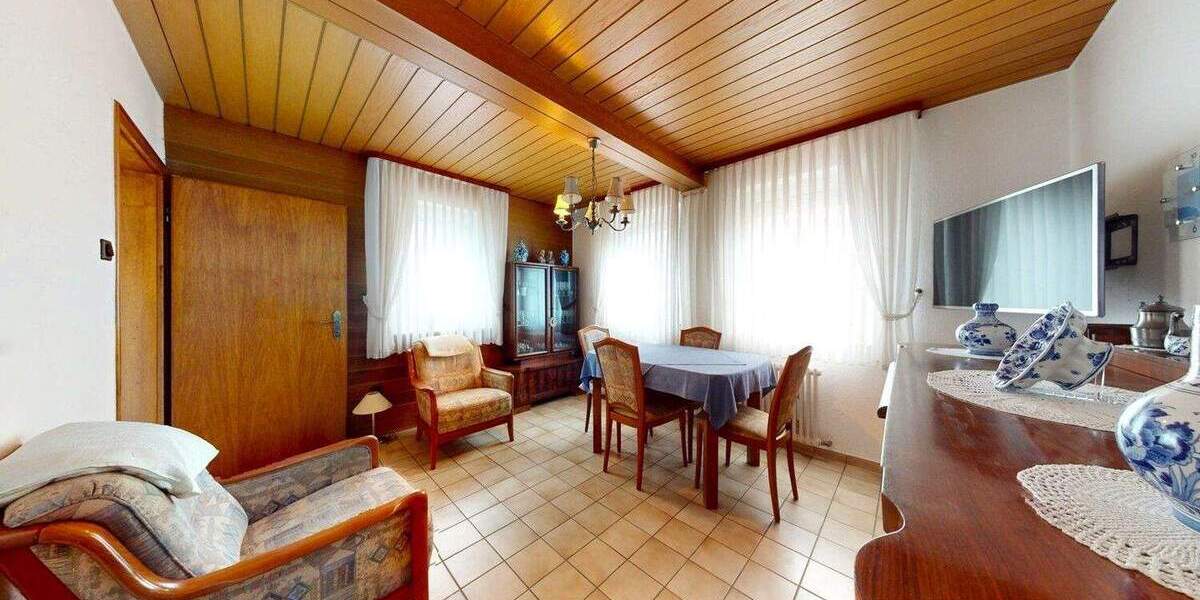 Einfamilienhaus Frankfurt am Main Nieder-Eschbach - 5 Zimmer, 96 m&sup2;, 360.000&euro; | Angebot:25626443