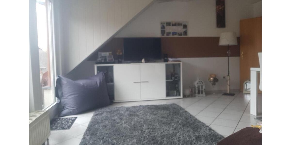 Dachgeschoßwohnung Nidderau - 3 Zimmer, 86 m&sup2;, 900&euro; | Angebot:25224584