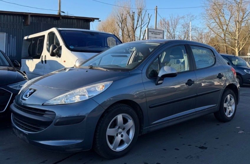 Peugeot 207 56.000 km 3.499 &euro; Frankfurt am Main 60486