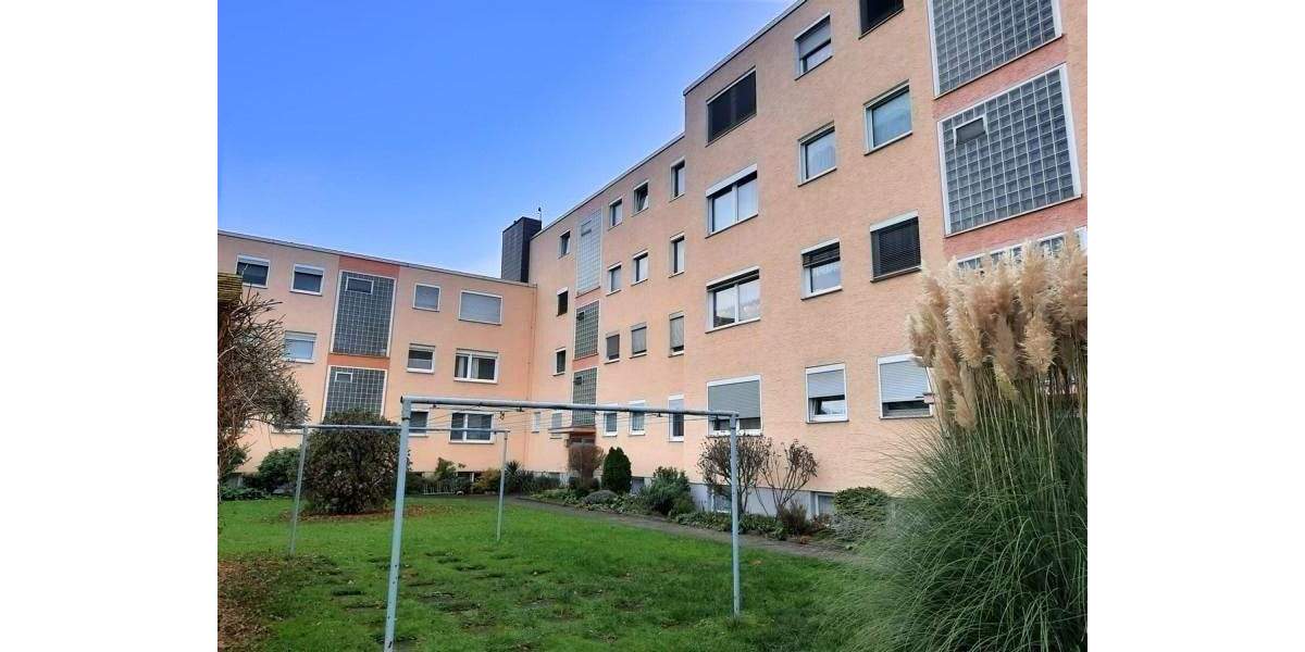 Sie streichen die Wände, und wir die Kosten.....Provisionsfrei für den Käufer ! 3 zimmer