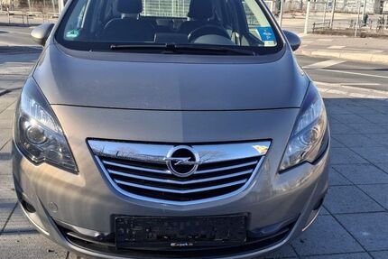 Opel Meriva 270.000 km 2.600 &euro; Frankfurt 60486
