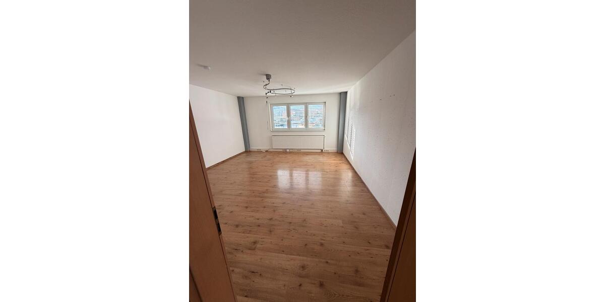Einfamilienhaus Usingen - 4 Zimmer, 140 m&sup2;, 1.400&euro; | Angebot:24560248