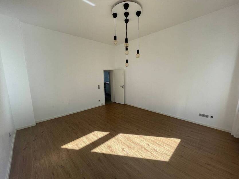Schöne 2-Zimmer-Wohnung in Mainz-Kastel - direkt vom Eigentümer [HMR-O20E04]