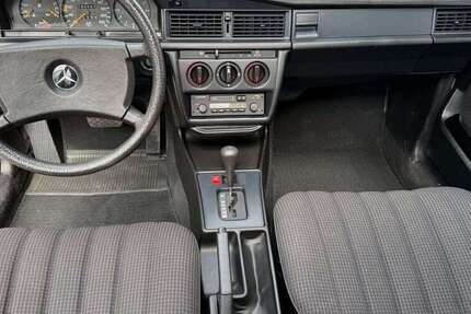 Mercedes-Benz 190 164.500 km 6.750 &euro; Hofheim 65719