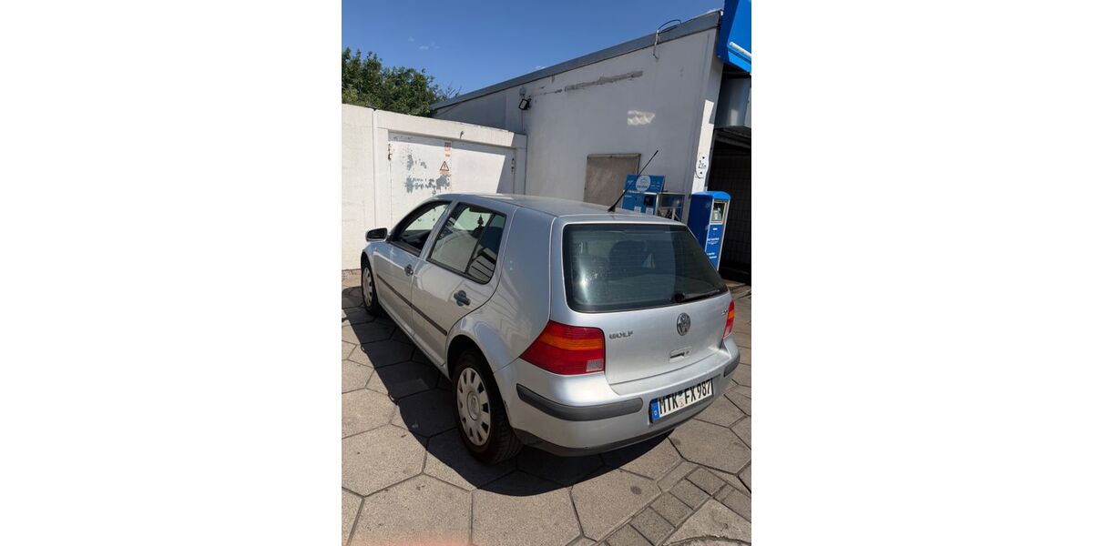 VW Golf 290.000 km 1.500 &euro; Hattersheim 65795