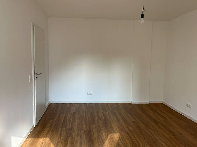 Erstbezug nach Sanierung: 2 Zimmer-Wohnung mit Balkon im Zentrum von Wiesbaden