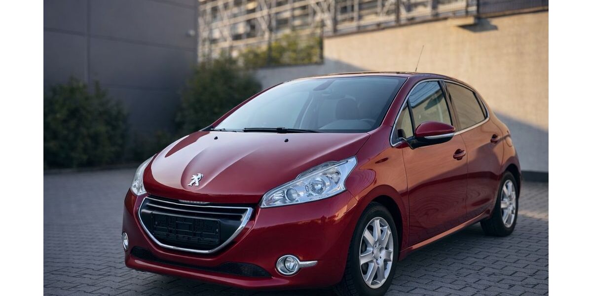 Peugeot 208 148.850 km 6.490 &euro; Kelkheim 65779