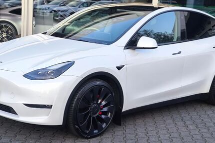 Tesla Model Y 26.342 km 36.450 &euro; Dieburg 64807