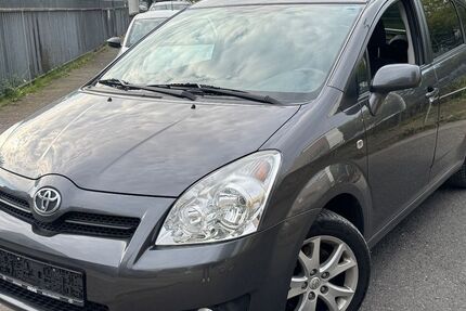 Toyota Corolla Verso 94.999 km 6.499 &euro; Frankfurt am Main 65933