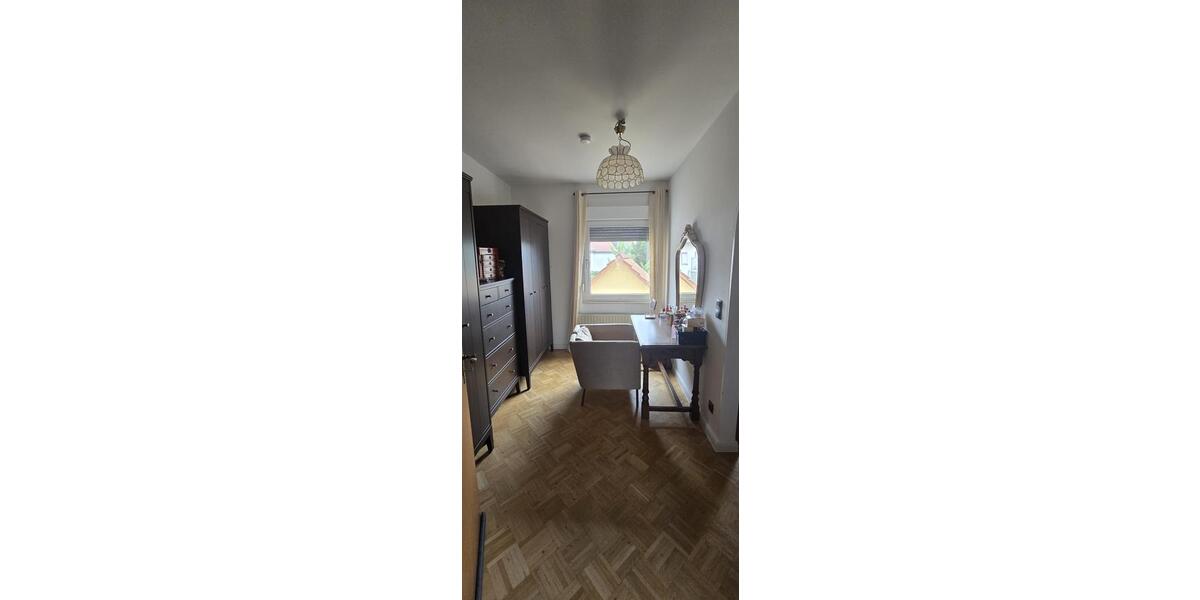 Einfamilienhaus Rüsselsheim am Main - 7 Zimmer, 178 m&sup2;, 729.000&euro; | Angebot:26650196