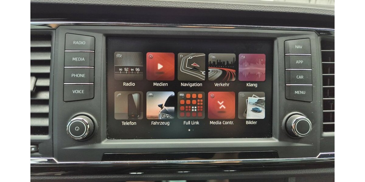 Seat Ateca FR, 360° Kamera, ACC, Navi, Carplay 74.850 km 19.490 &euro; Rodgau 63110