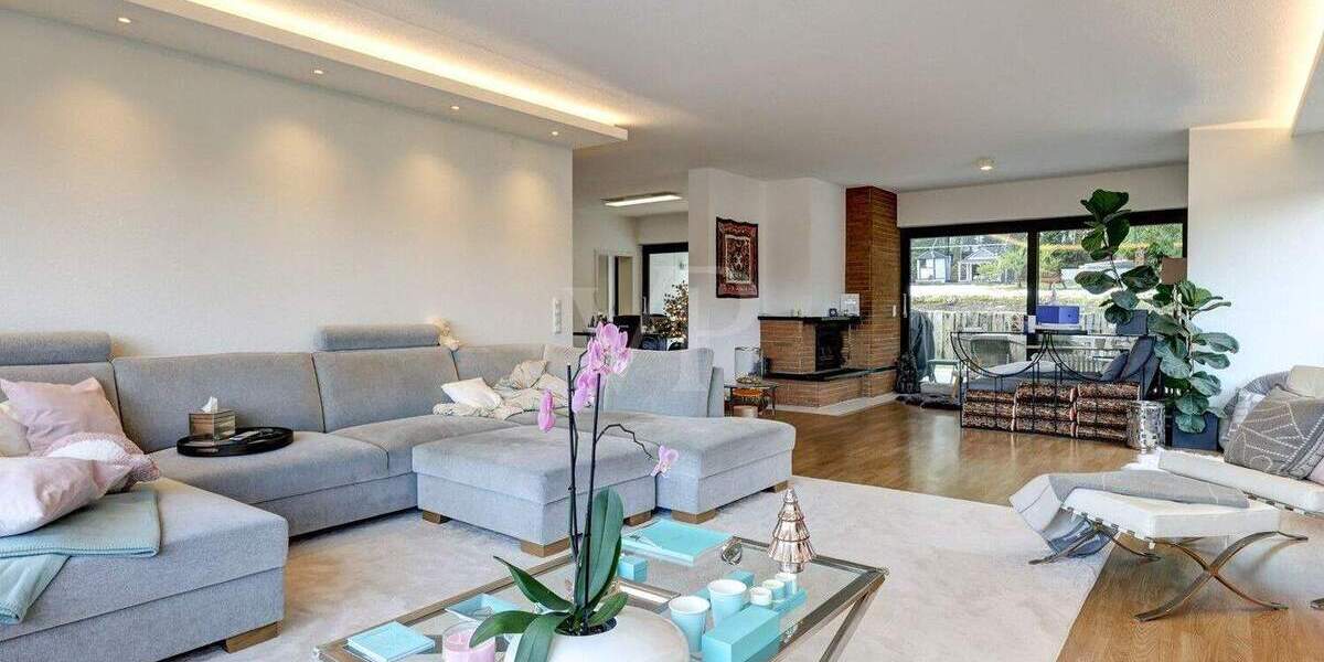 Einfamilienhaus Kelkheim (Taunus) / Fischbach Fischbach - 7 Zimmer, 272 m&sup2;, 3.300&euro; | Angebot:25682217