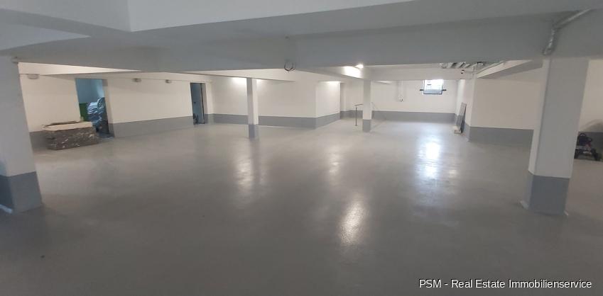 Erstbezug Luxuriöse Penthousewohnung mit 5 Zimmern, 2 Terrassen, Fußbodenheizung und eigenem Aufzug 5 zimmer