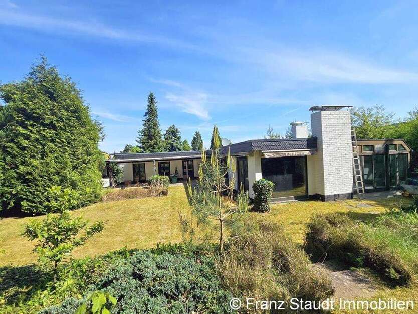 Haus zum Kaufen in Kleinostheim 980.000 € 204.63 m²