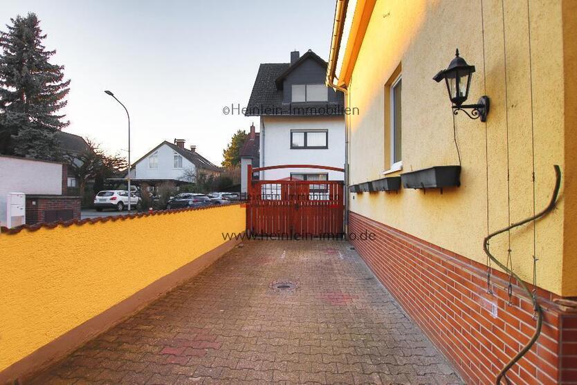 Einfamilienhaus# opt. Bauplatz# Sauna# Wintergarten# Kaminofen# PV & Solar# Griesheim Hofmannstr. 8 zimmer