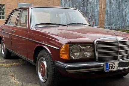 Mercedes-Benz 200 245.000 km 9.700 &euro; Trebur, Trebur 65468