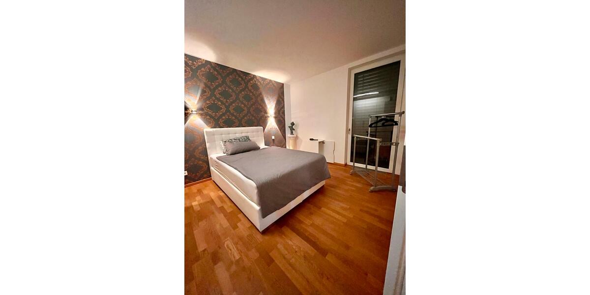 Etagenwohnung Offenbach am Main Hafen - 2 Zimmer, 67 m&sup2;, 1.499&euro; | Angebot:26581602