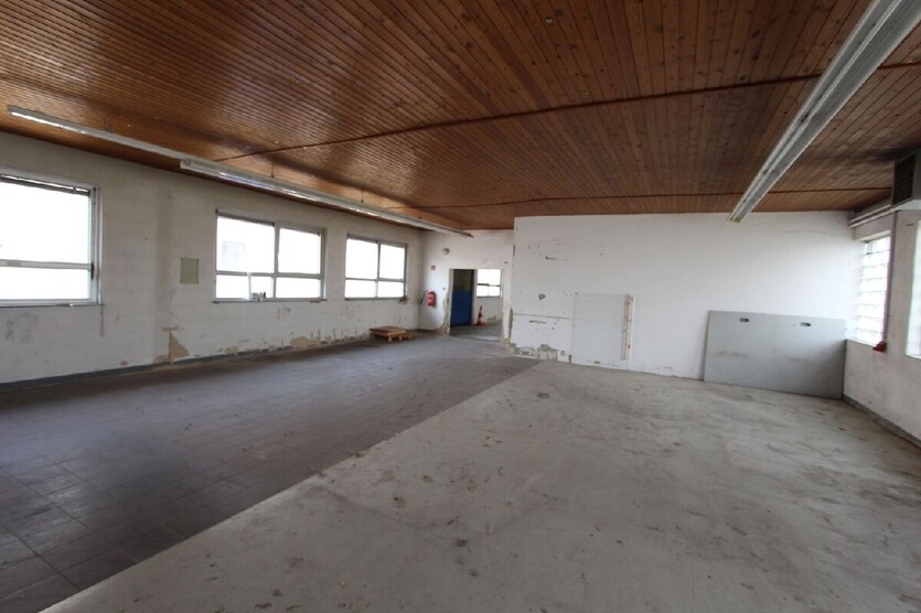albero:) Gewerbe- und Wohnimmobilie mit Potenzial  Produktionshalle mit Büro + Zweifamilienhaus 8 zimmer