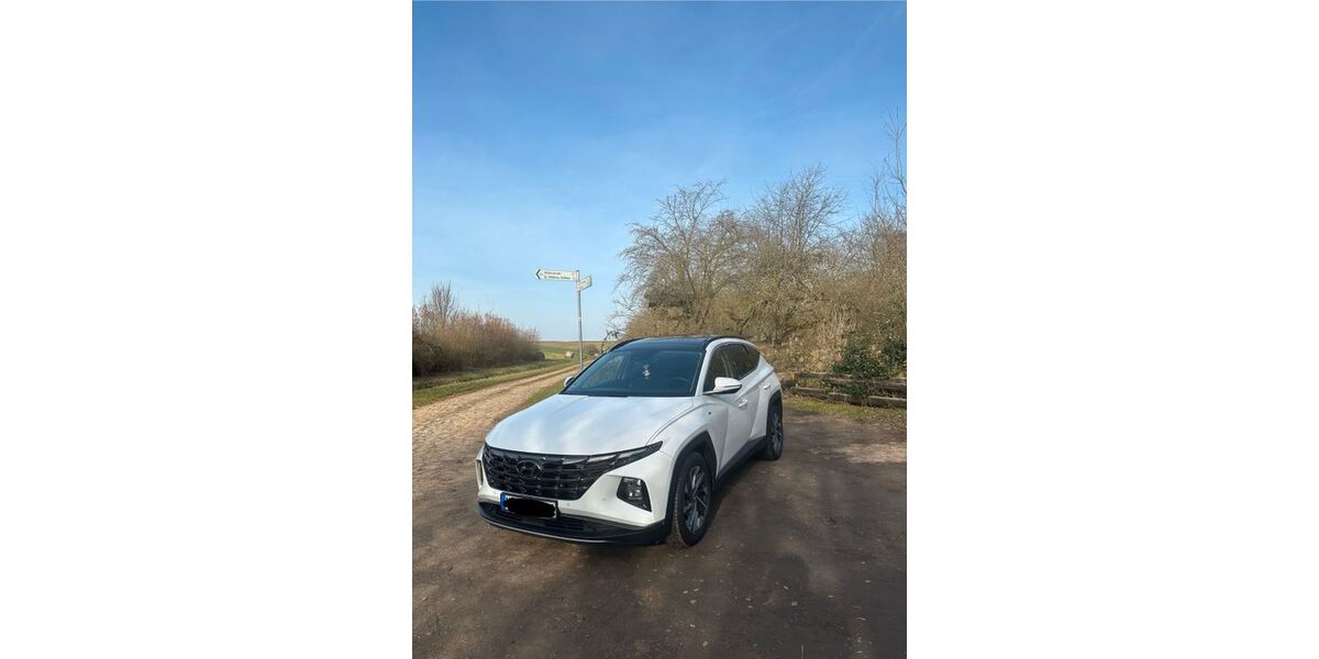 Hyundai TUCSON 26.673 km 25.600 &euro; Hanau 63486
