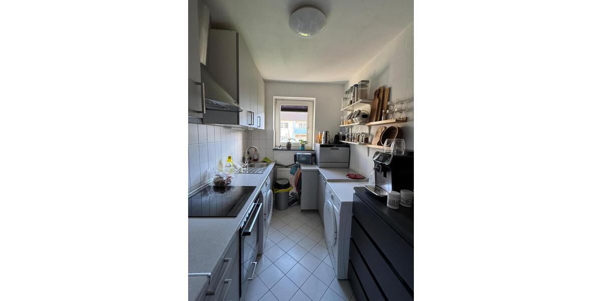 Ohne Makler-PRIVAT (leer stehend) Schöne Wohnung in Eschersheim 3 zimmer