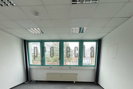 170 qm + 250 qm BüroServiceLabor nahe Flughafen ++ ebenerdig zimmer