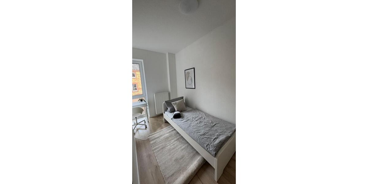 Etagenwohnung Frankfurt am Main Gutleutviertel - 1 Zimmer, 9 m&sup2;, 450&euro; | Angebot:25364868