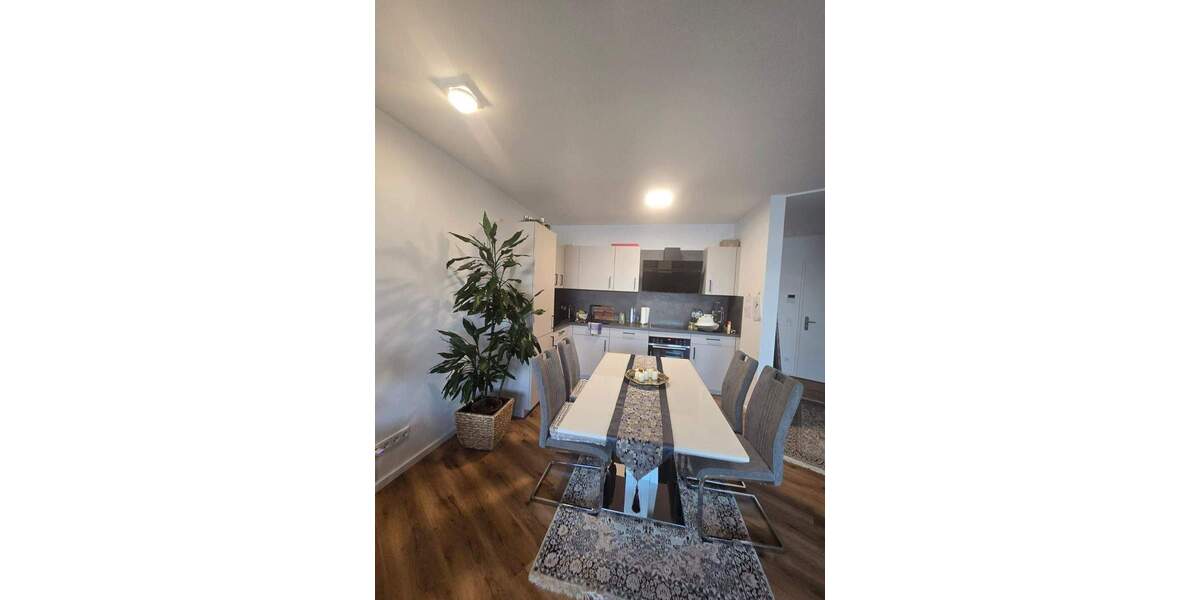 Etagenwohnung Frankfurt am Main Sachsenhausen - 2 Zimmer, 68 m&sup2;, 2.500&euro; | Angebot:25800228