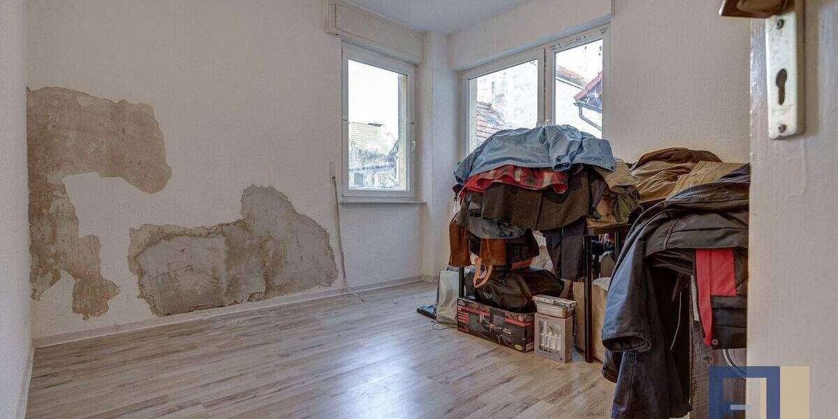 Mehrfamilienhaus, Wohnhaus Rüsselsheim - 7 Zimmer, 175 m&sup2;, 399.950&euro; | Angebot:25776011