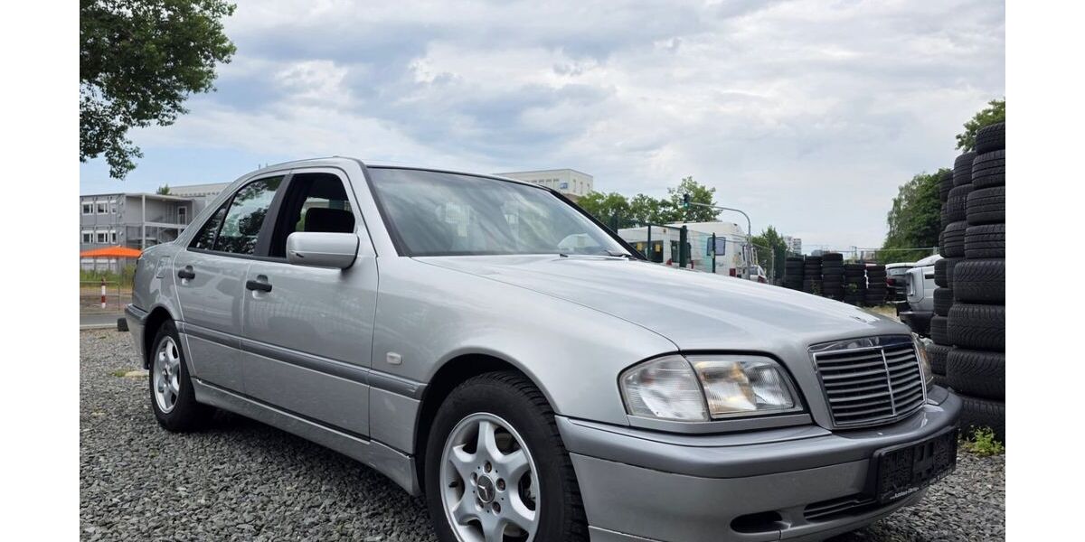 Mercedes-Benz C 250 285.000 km 5.990 &euro; Frankfurt am Main 60486