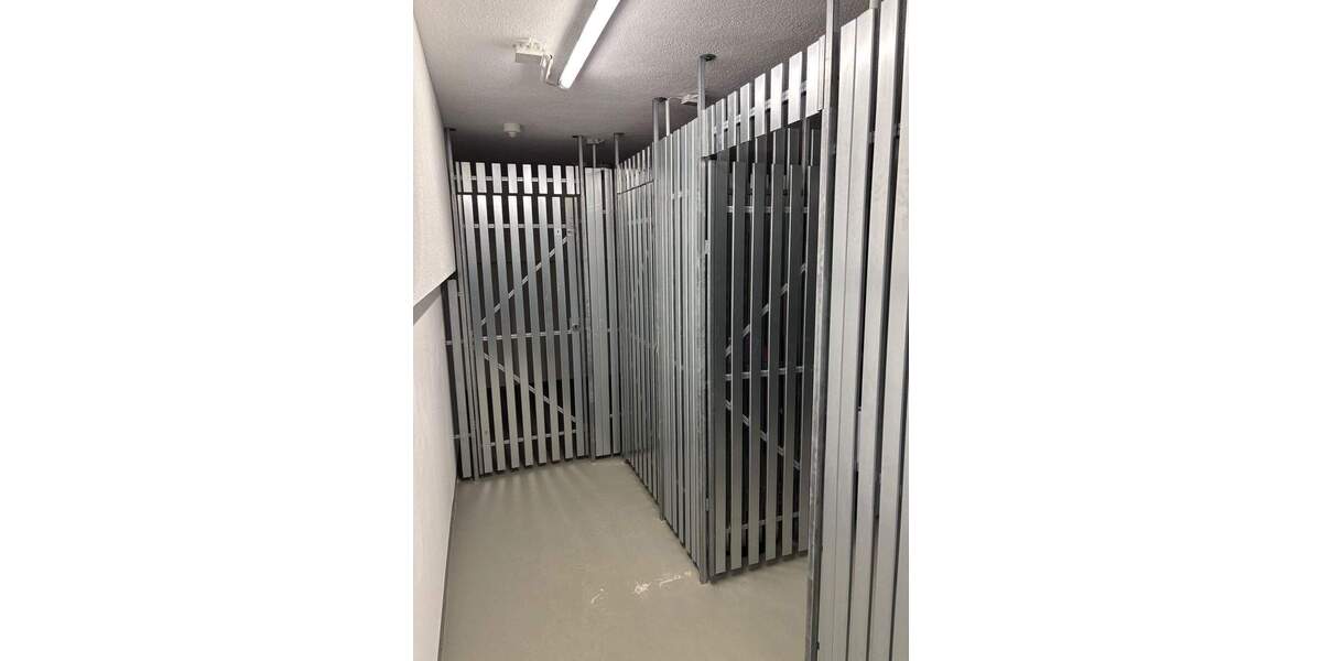 Etagenwohnung Offenbach am Main Hafen - 3 Zimmer, 106 m&sup2;, 1.935&euro; | Angebot:24250977