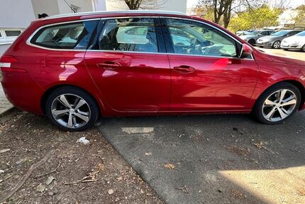 Peugeot 308 186.000 km 5.700 &euro; Friedberg 61169