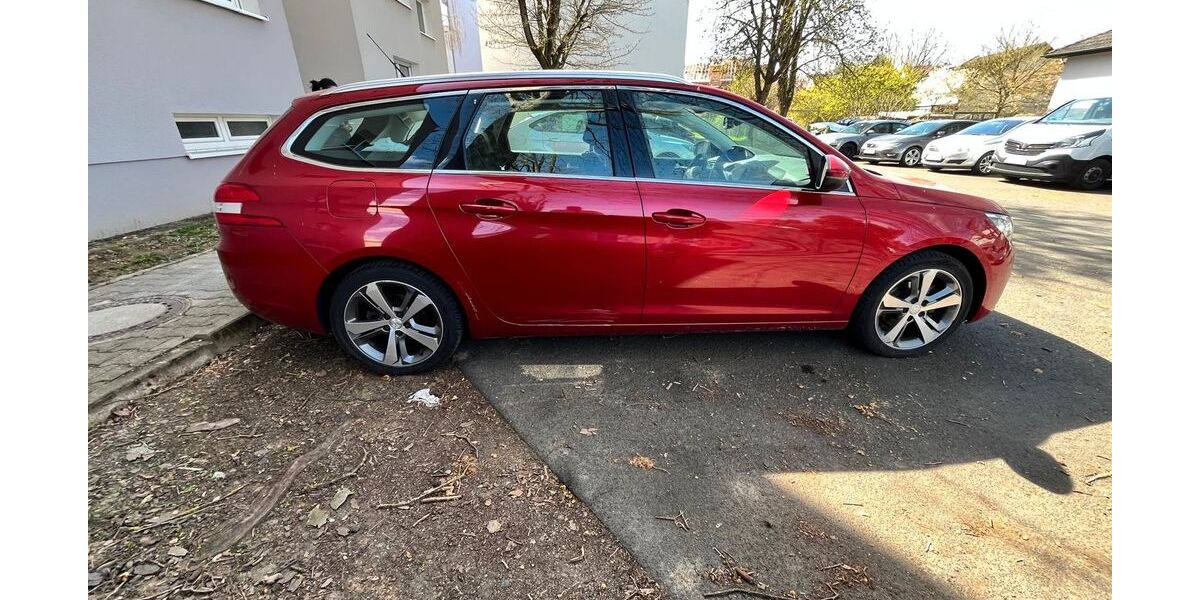 Peugeot 308 186.000 km 5.700 &euro; Friedberg 61169