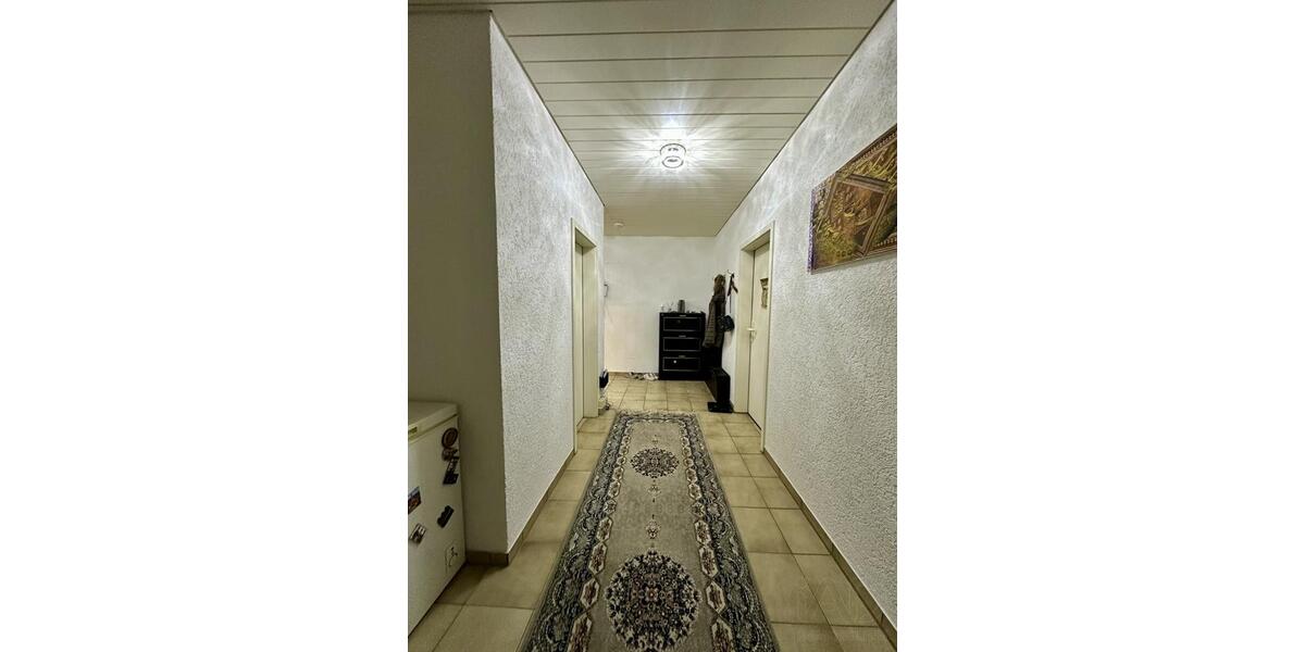 Erdgeschoßwohnung Frankfurt am Main Bergen-Enkheim - 4 Zimmer, 152 m&sup2;, 1.980&euro; | Angebot:23398170