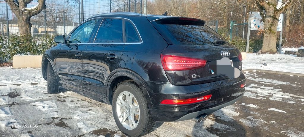 Audi Q3 150.000 km 15.900 &euro; Frankfurt 65936