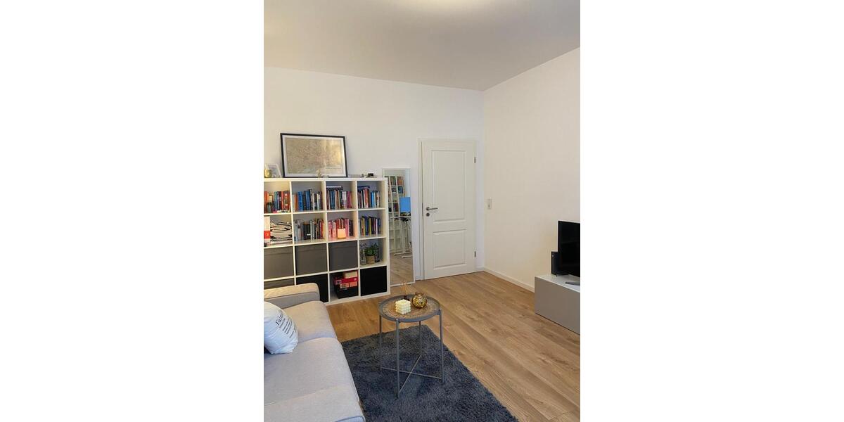 Mehrfamilienhaus, Wohnhaus Frankfurt am Main West - 2 Zimmer, 53 m&sup2;, 1.100&euro; | Angebot:25049623