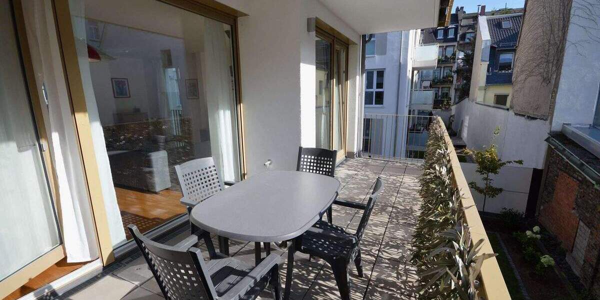 Etagenwohnung Frankfurt am Main Nordend-Ost - 2 Zimmer, 67 m&sup2;, 2.150&euro; | Angebot:25814246