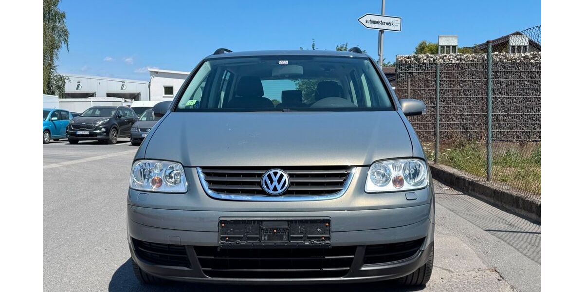 VW Touran 167.000 km 2.800 &euro; groß Zimmern 64846