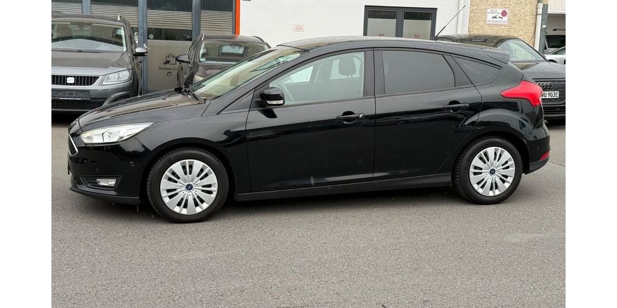 Ford Focus 73.000 km 9.399 &euro; Frankfurt am Main 60314