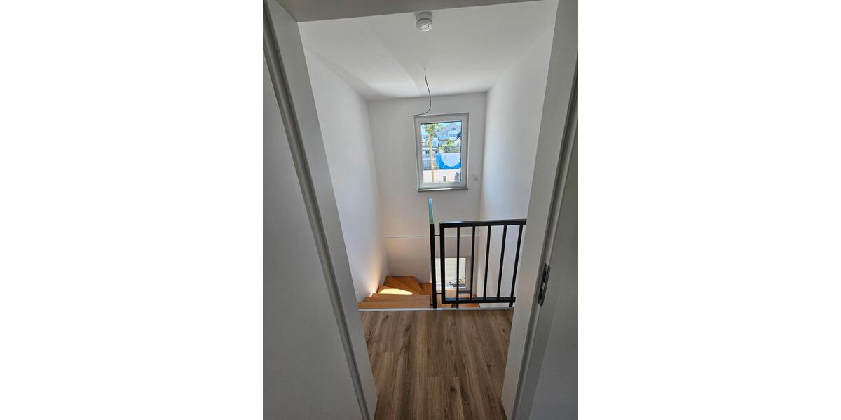 Maisonettenwohnung Mörfelden-Walldorf Walldorf - 5 Zimmer, 170 m&sup2;, 2.700&euro; | Angebot:27566745