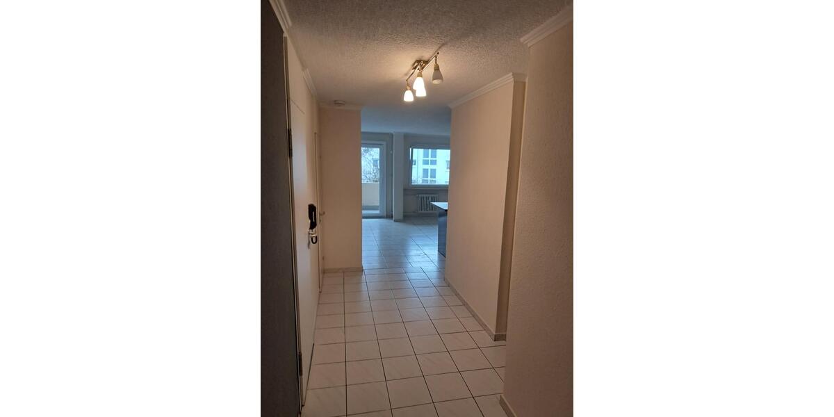 Etagenwohnung Schwalbach am Taunus - 3 Zimmer, 82 m&sup2;, 285.000&euro; | Angebot:25306281