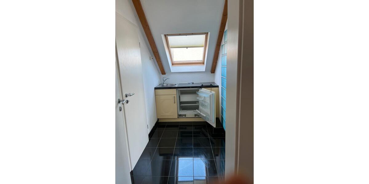 Reihenhaus Hofheim am Taunus - 7 Zimmer, 160 m&sup2;, 3.500&euro; | Angebot:25282043