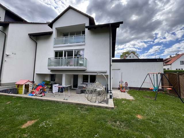 Haus zum Kaufen in Schwalbach am Taunus 675.000 € 163 m² 4 zimmer