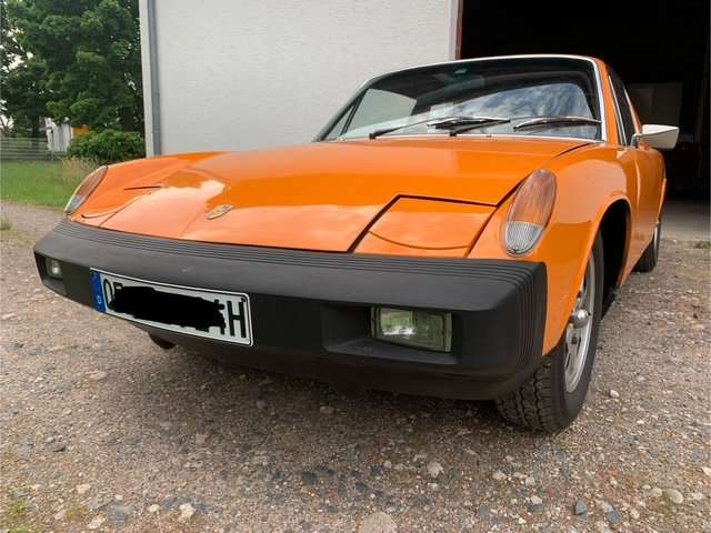 914
